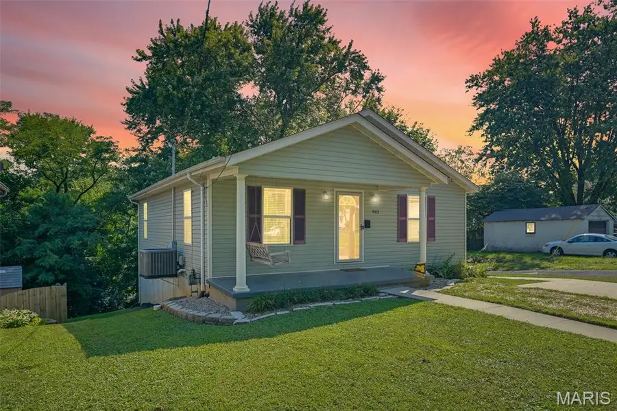 902 Prospect Street, Collinsville, IL 62234 - #2