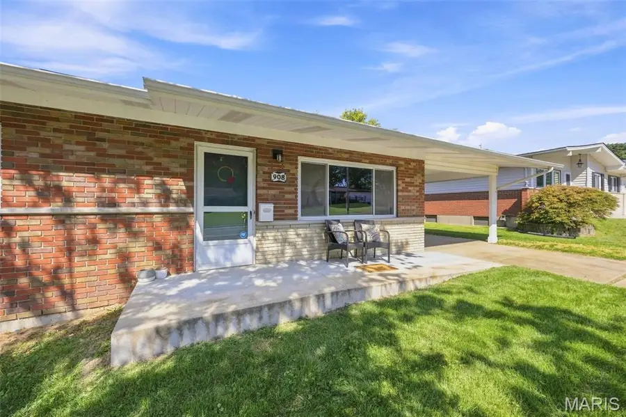908 Buckley Road, Mehlville, MO 63125 - #3