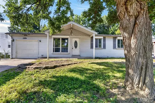 1424 Farmview Avenue, St Louis, MO 63138