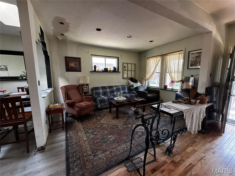 3509 Mccausland Avenue, Saint Louis, MO 63139 - #2