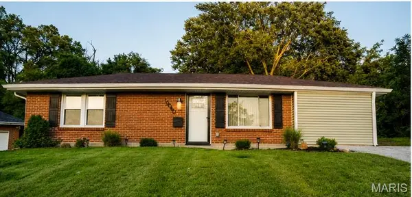 10060 Sheldon Drive, St Louis, MO 63137