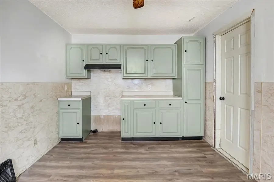 619 Benton Street, Valley Park, MO 63088 - #2