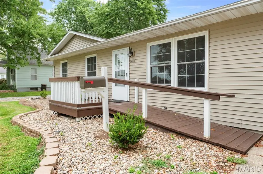 1405 Madison Street, Gillespie, IL 62033 - #2