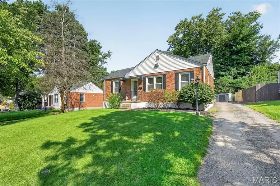 5 Saint James Court, Florissant, MO 63031 - #3