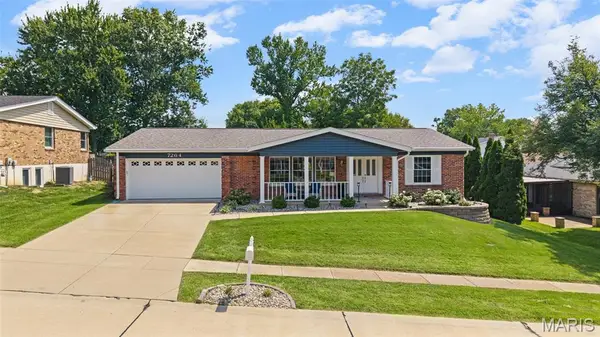 7264 Orchid Meadow Court, Oakville, MO 63129