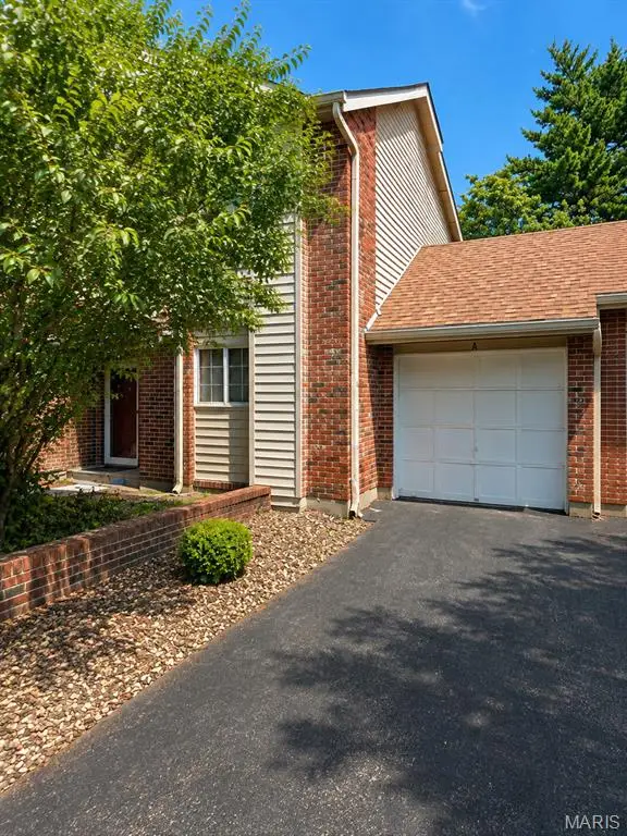 3701 Candlewyck Club Drive #A, Florissant, MO 63034 - #1
