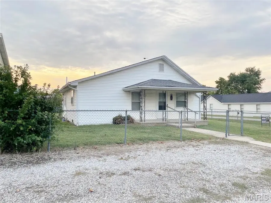 721 Locust Street, Edgar Springs, MO 65462 - #2