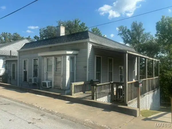 122-124 N Arch Street, Hannibal, MO 63401