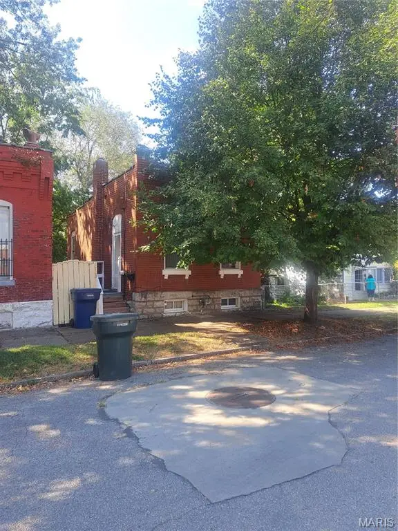 3723 Marine Avenue, Saint Louis, MO 63118 - #1