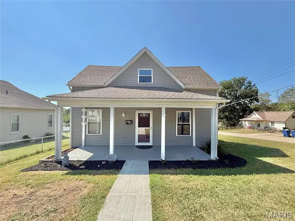819 Stewart Street, De Soto, MO 63020