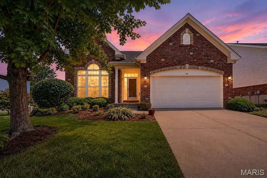 18 Eagle Bluff Lane, Saint Charles, MO 63303 - #2