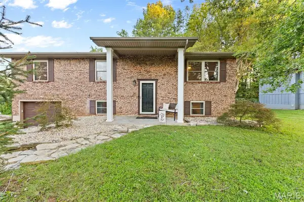 24 Mileva Court, Farmington, MO 63640