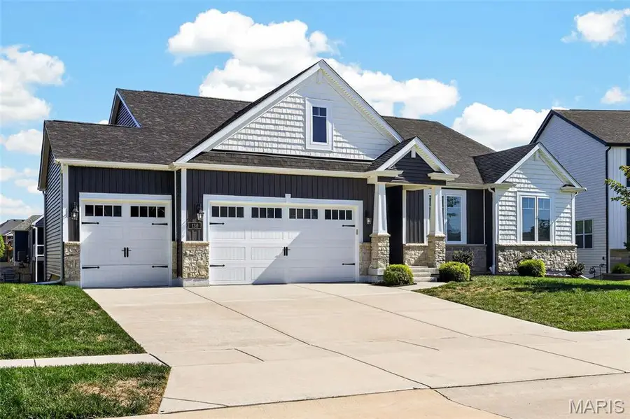 130 Far Meadow Drive, Lake Saint Louis, MO 63367 - #3
