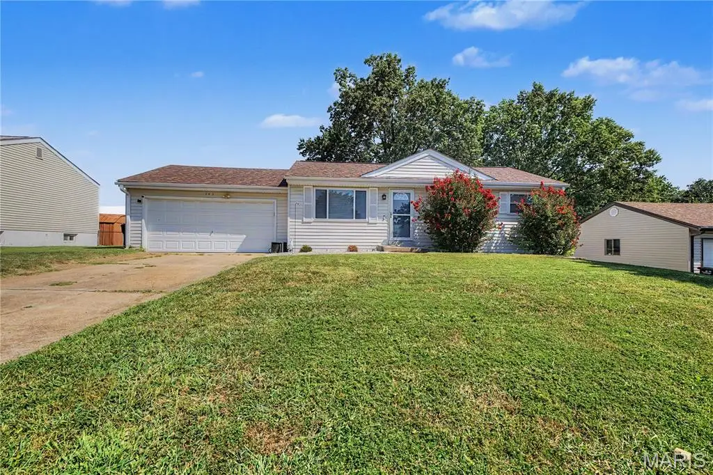 143 Bertrand Drive, Saint Louis, MO 63129 - #1