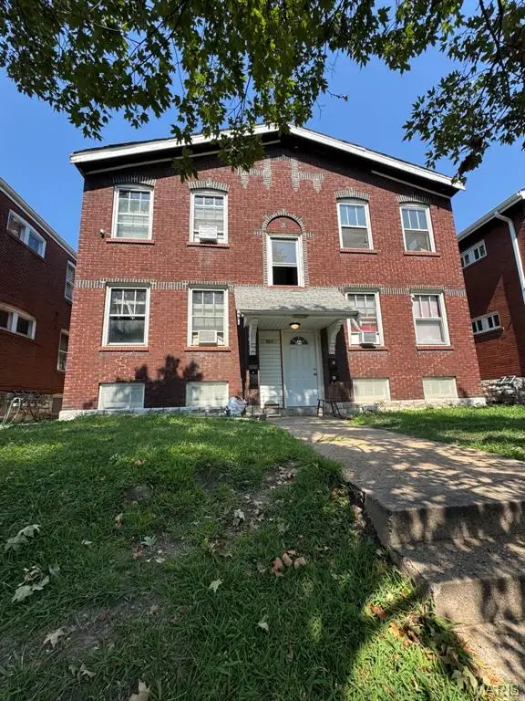 5211 Louisiana Avenue, St Louis, MO 63111