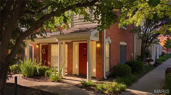 2662 Mcknight Crossing Court, St Louis, MO 63124