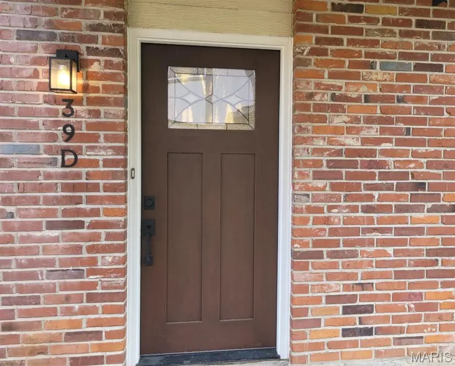 39 Park Charles Boulevard S #D, Saint Peters, MO 63376 - #3