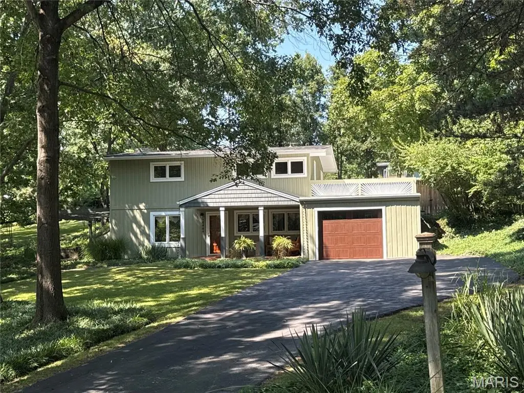 1511 Lark Avenue, Saint Louis, MO 63122 - #1