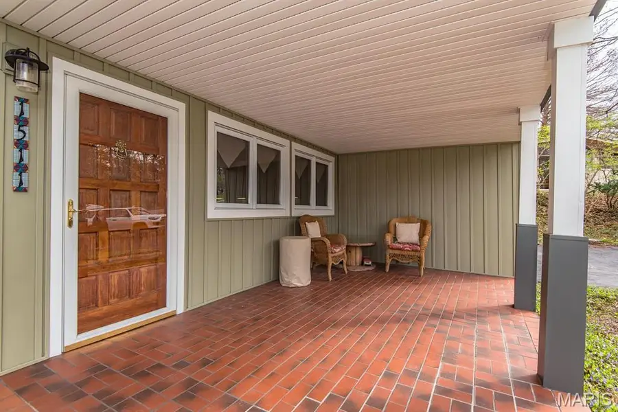 1511 Lark Avenue, Saint Louis, MO 63122 - #3