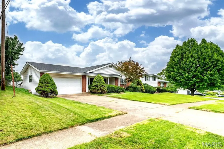 1610 Saint Anthony Lane, Florissant, MO 63033 - #3