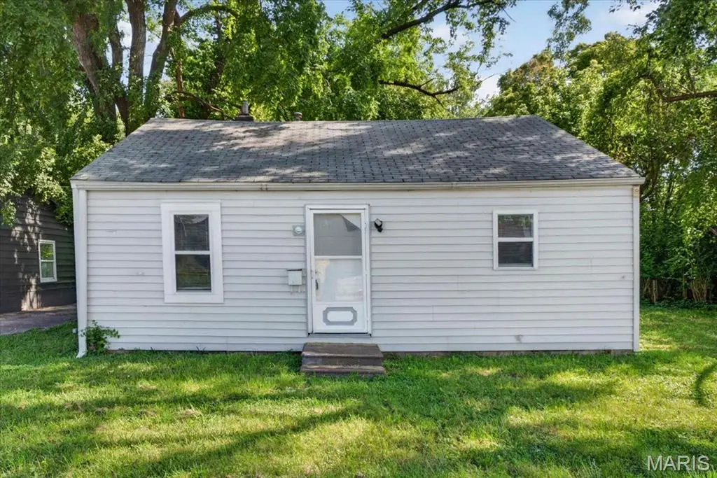 817 Sparks Avenue, Cahokia, IL 62206 - #1