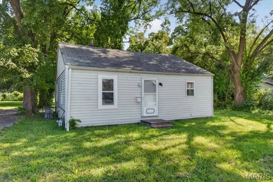 817 Sparks Avenue, Cahokia, IL 62206 - #2