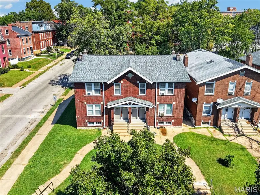 2649 Winnebago Street, Saint Louis, MO 63118 - #3