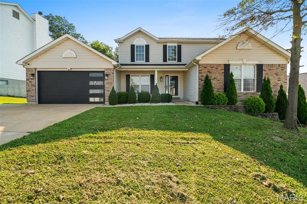3120 Crystal Lake Drive, Oakville, MO 63129 - #1