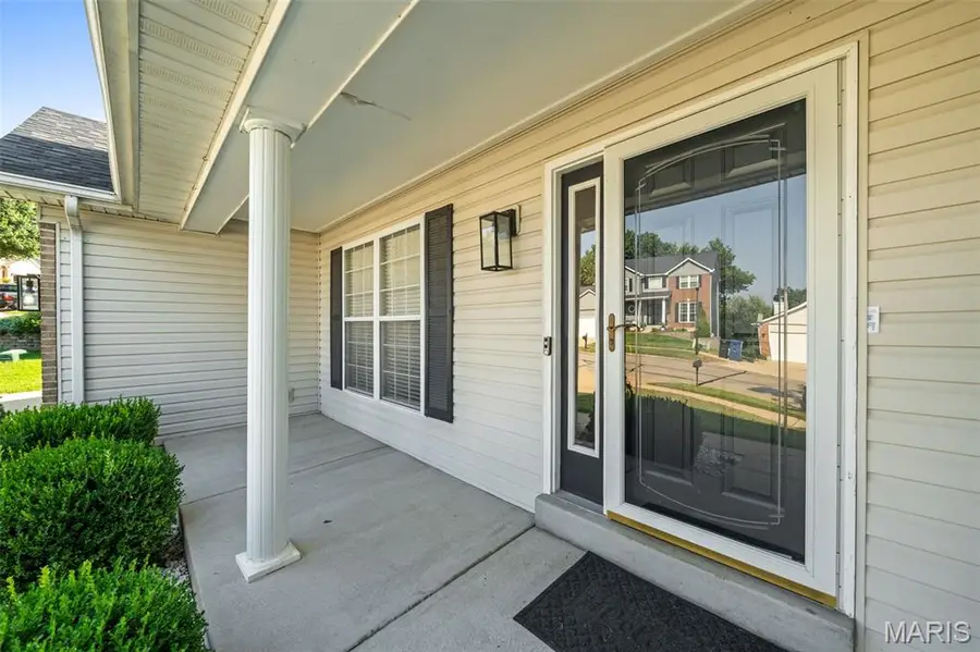 3120 Crystal Lake Drive, Oakville, MO 63129 - #3