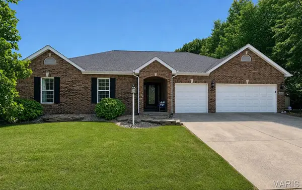4047 Sequoia Drive, Edwardsville, IL 62025