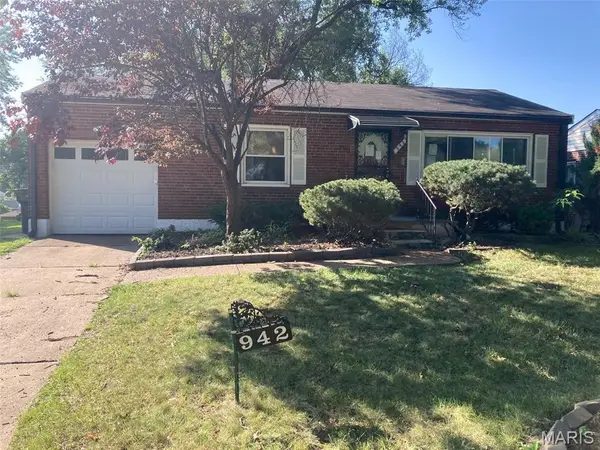 942 Melvin Avenue, St Louis, MO 63137