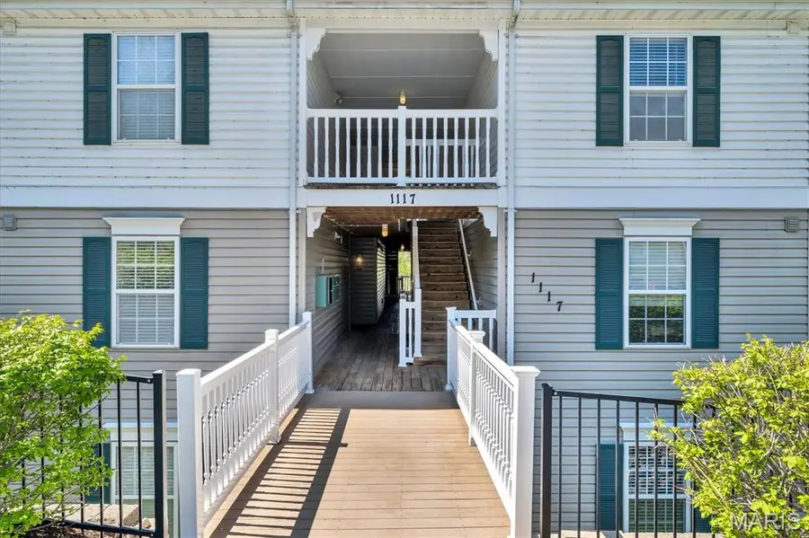 1117 Arbor Creek Drive #3C, Saint Louis, MO 63122 - #2