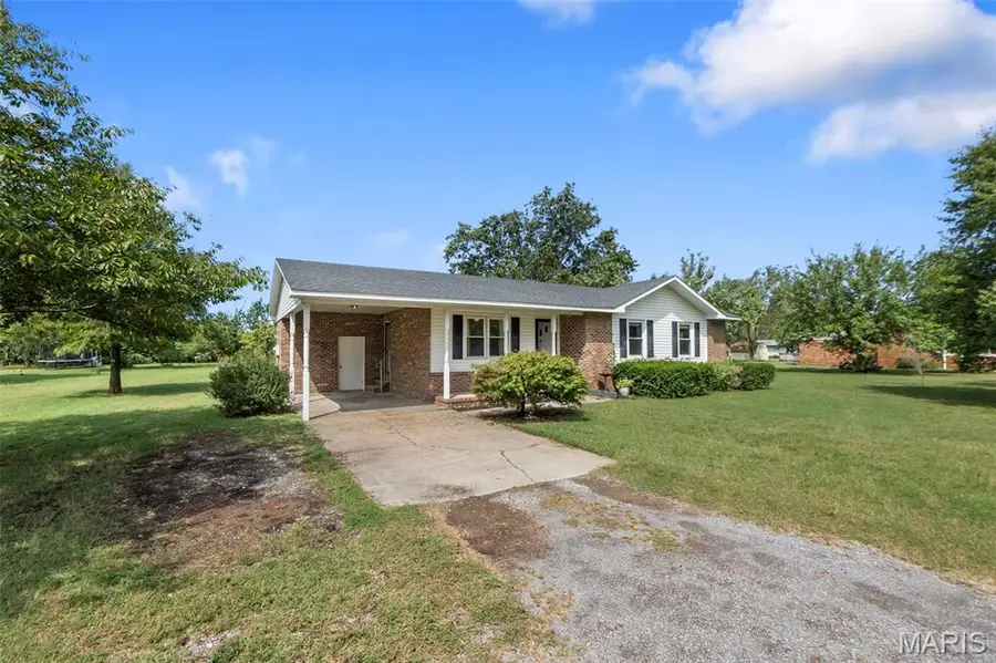 206 Bohannon Street, Sikeston, MO 63801 - #3