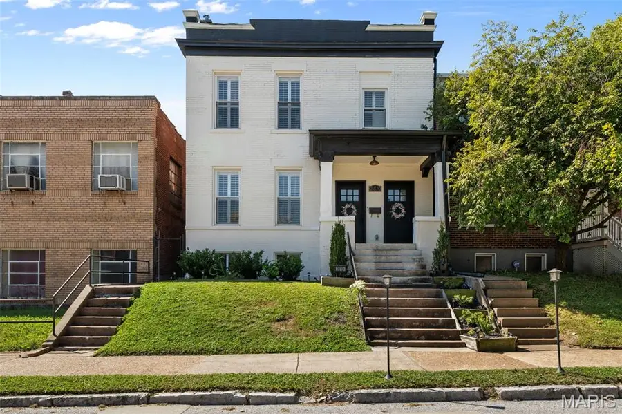 2810 Saint Vincent Avenue, Saint Louis, MO 63104 - #2