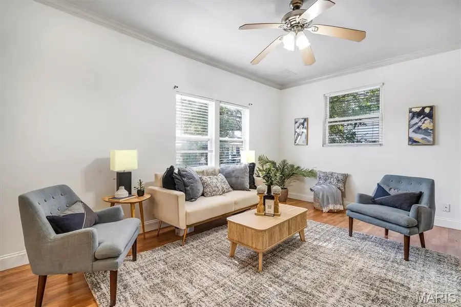 115 W Etta Avenue, Saint Louis, MO 63125 - #3