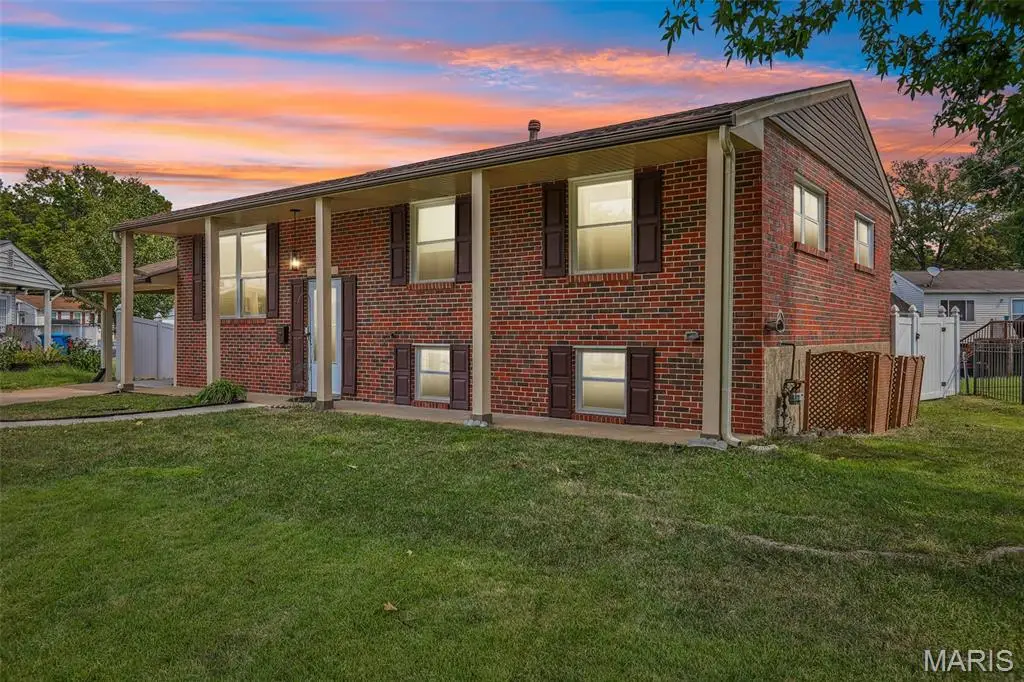 4107 Celtic Court, Saint Louis, MO 63125 - #1