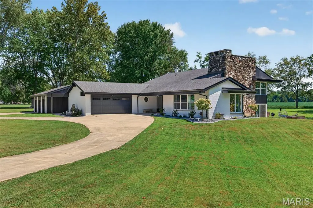 13750 Kayser Road, Highland, IL 62249 - #1