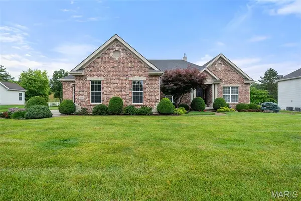 12532 Grandview Forest Drive, Sunset Hills, MO 63127