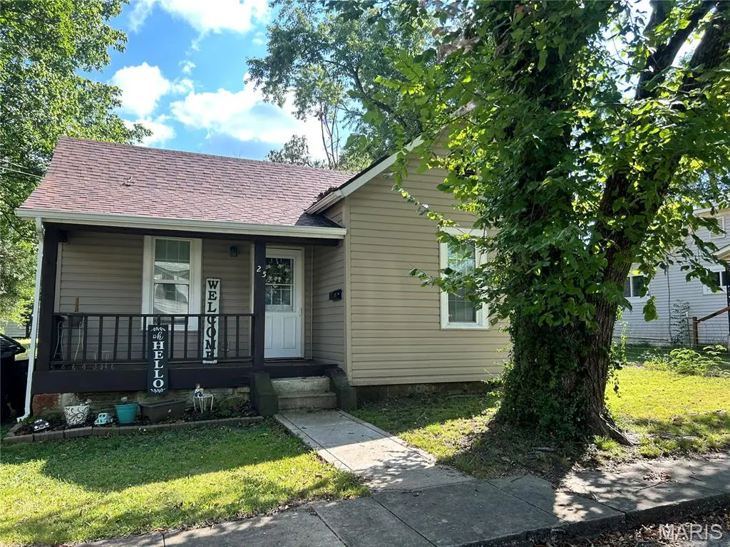 25 C Street, Bonne Terre, MO 63628 - #1