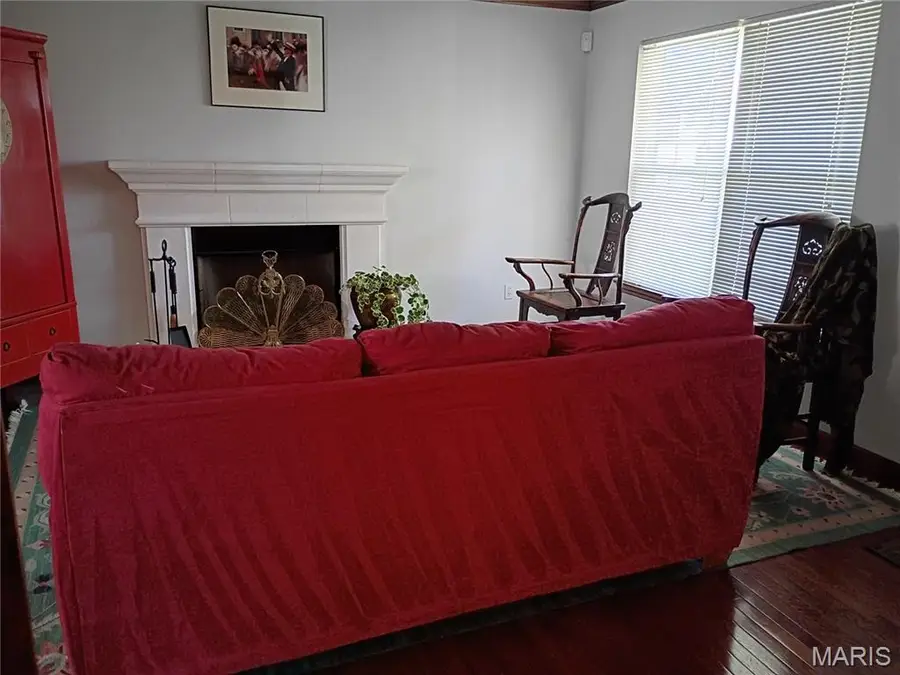 3110 Hickory Street, Saint Louis, MO 63104 - #2