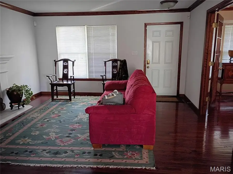3110 Hickory Street, Saint Louis, MO 63104 - #3