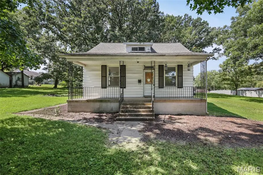 215 N Herman Street, Lebanon, IL 62254 - #2