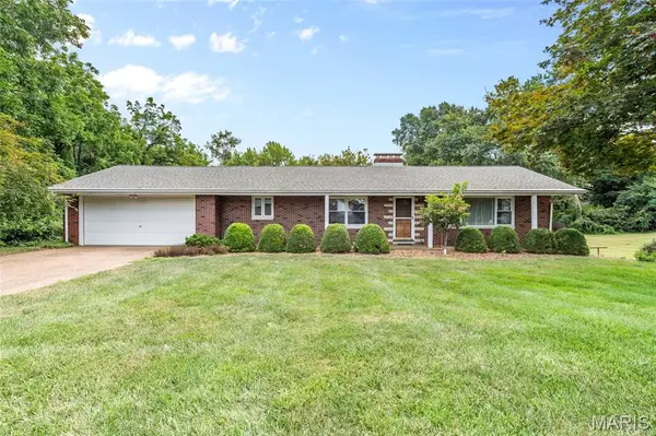 108 Saint Mary Drive, Collinsville, IL 62234