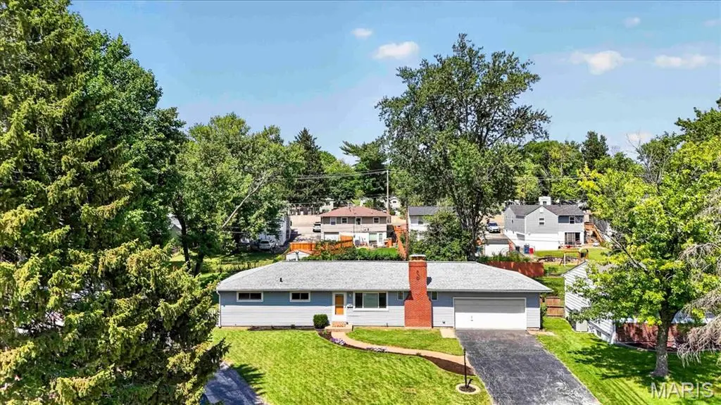 4725 Candace Drive, Saint Louis, MO 63123 - #1