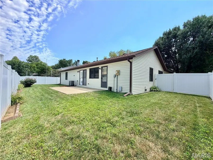 409 Kim Drive, Fairview Heights, IL 62208 - #2