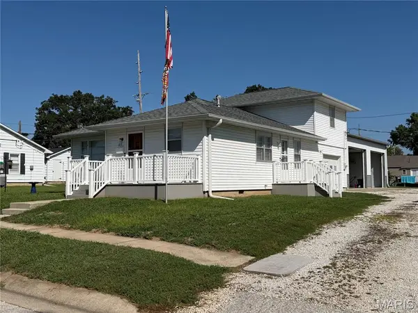 122 W Elm Street, Palmyra, MO 63461