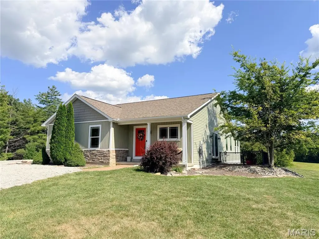 6730 Cardinal Drive, Waterloo, IL 62298 - #1