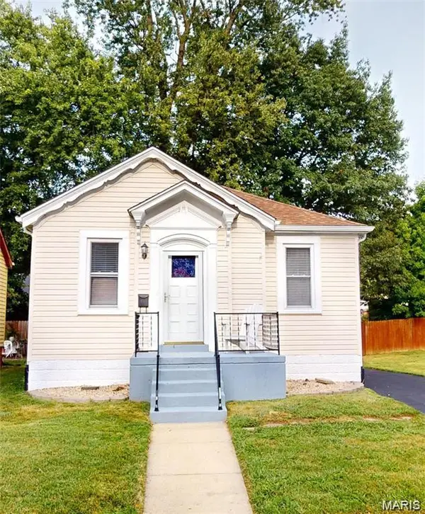 220 S Myrtle Street, Edwardsville, IL 62025