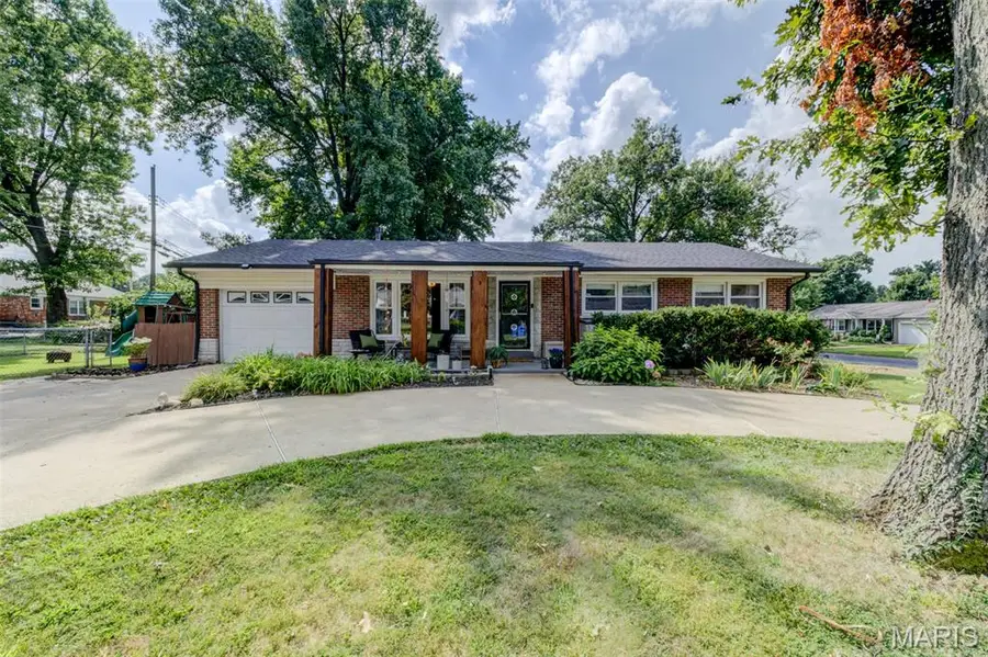 20 Alpha Drive, Florissant, MO 63031 - #3