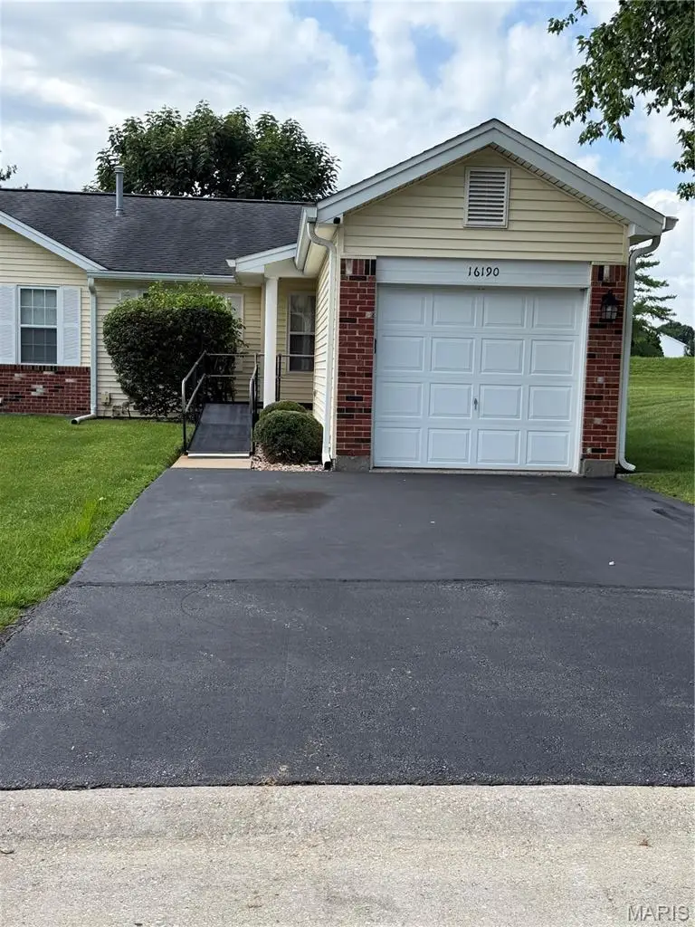 16190 Rose Wreath Lane, Florissant, MO 63034 - #2